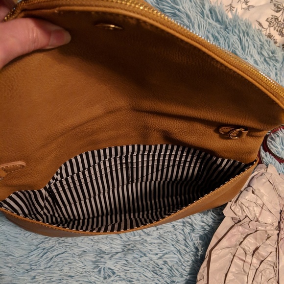 Purse envelope clutch NWOT - Picture 2 of 4